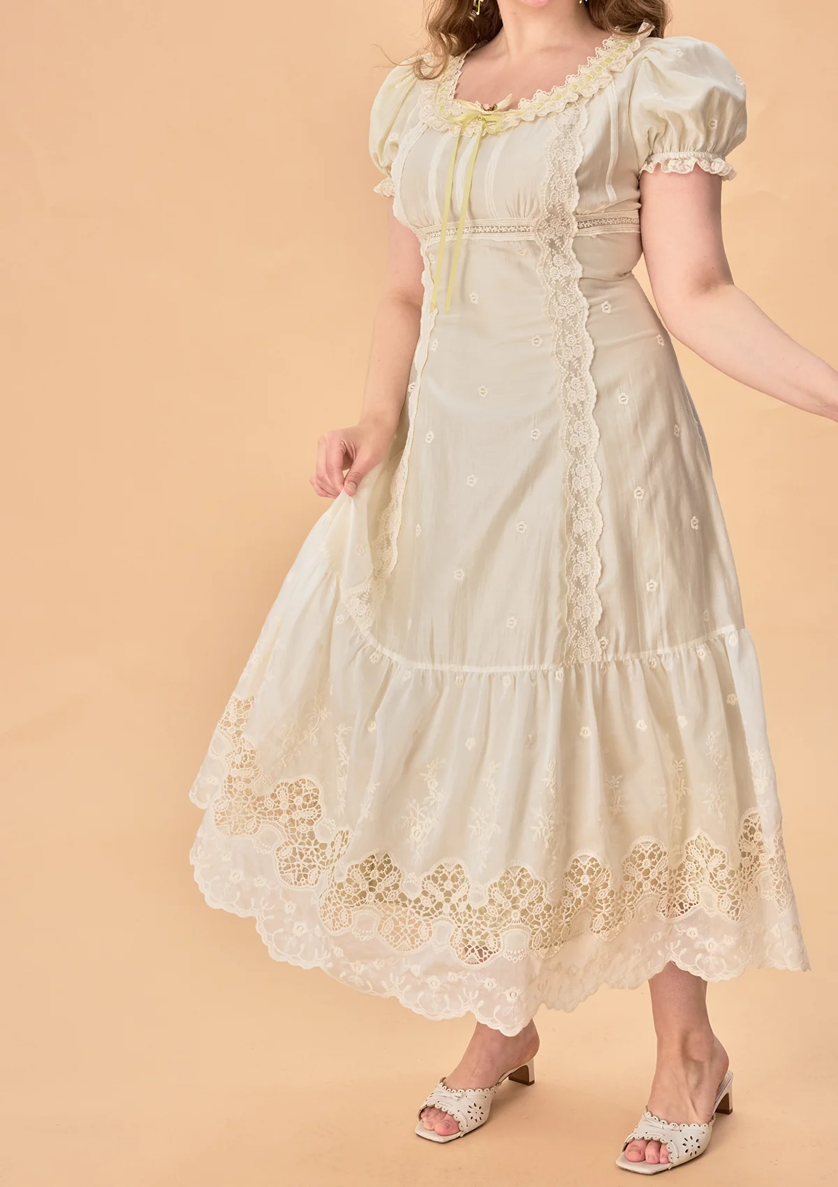 Curve & Plus Green Grapes Dress - Image 9