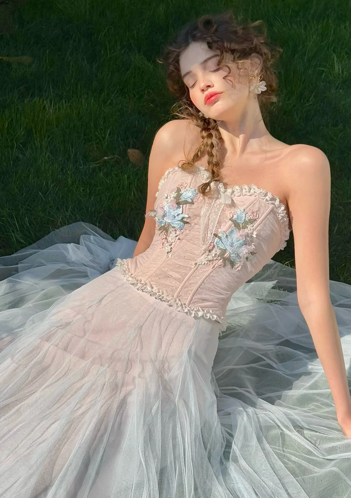 The Blue Lily Corset - Image 3
